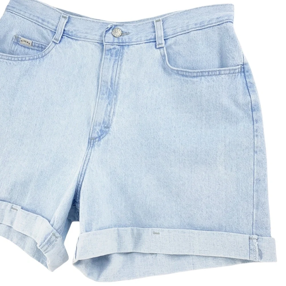 Vintage Lee Riders High Rise 100% Cotton Cuffed Light Blue Wash Jean Shorts - Picture 3 of 10